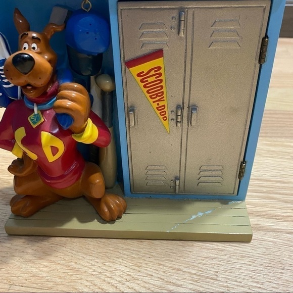 Scooby Doo Picture Frame Figure Vintage Sports Football Basketball Baseball - Picture 3 of 8